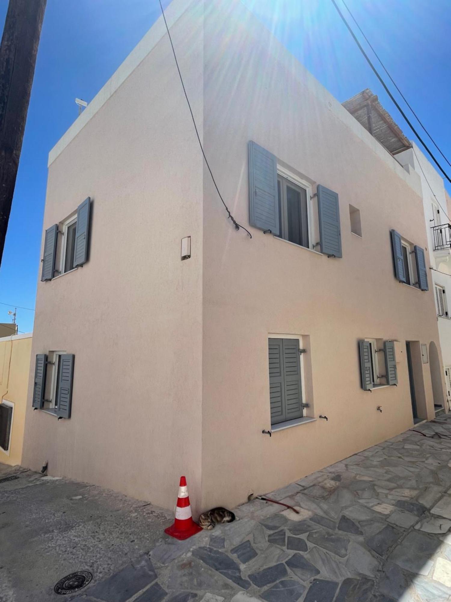 ארמופוליס Modern & Comfortable House In The City Center מראה חיצוני תמונה